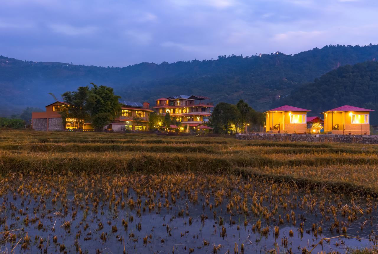 Zostel Pokhara Pansiyon Dış mekan fotoğraf